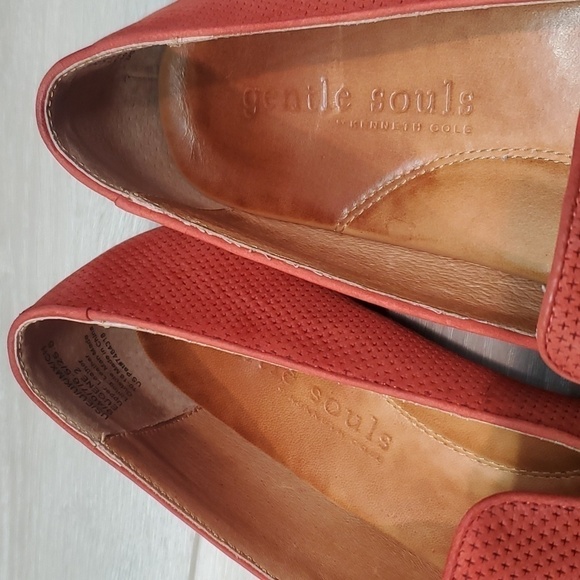Gentle Souls by Kenneth Cole Eugene 2 Loafer Slip on flats shoes sz 9M - Picture 13 of 13